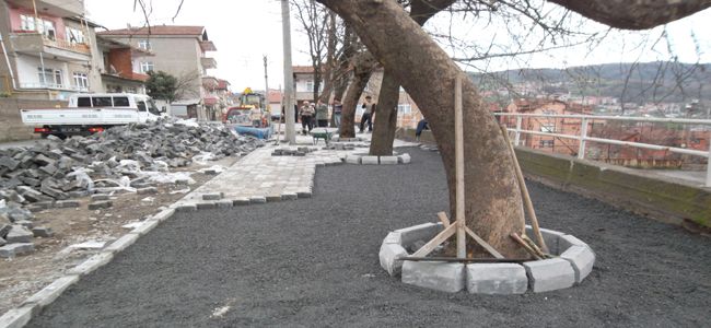 KDZ. EREĞLİ’DE MAHALLELERDE YAYA KALDIRIM ÇALIŞMASI